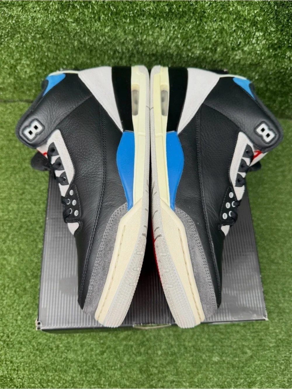 DS Size 10.5 - Air Jordan 3 Retro OG Rare Air